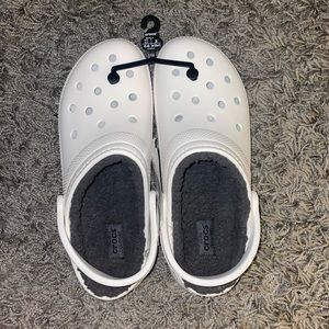 NWT Dual comfort crocs